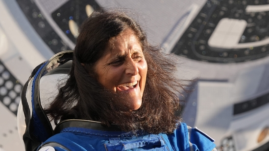 NASA और SpaceX ने Crew-10 मिशन टाला, Sunita Williams की वापसी में देरी!