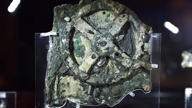 रहस्यमयी Antikythera Mechanism: खिलौना या Ancient Technology का चमत्कार?